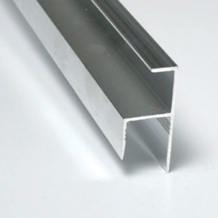 21PR04 Perfil para rejillas en aluminio 20 mm